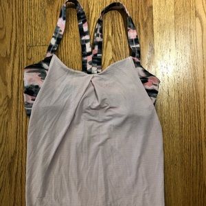 Lululemon tank with sports bra